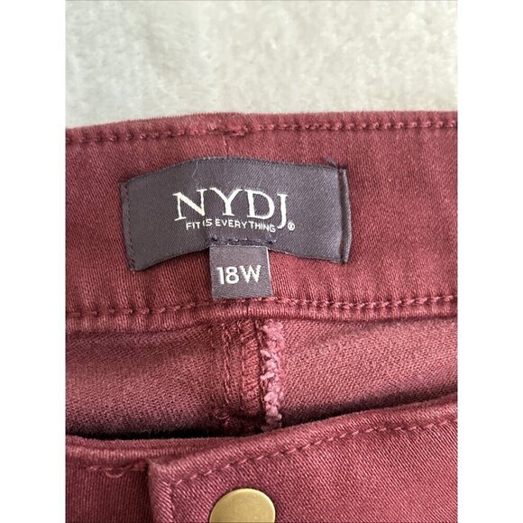 NYDJ Marilyn Straight Plum Purple Jeans Women's Sz 18W High Rise Lift Tuck NWT - Picture 10 of 14